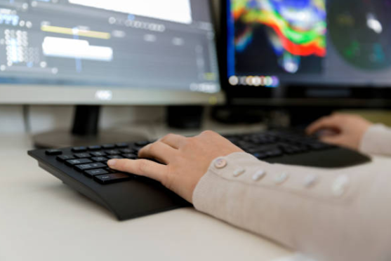 映像制作・web構築