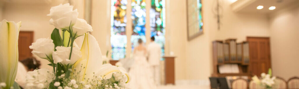 名古屋のホテル様を相手に、結婚式や披露宴におけるウエディングの記録用映像の撮影や配信の他、映像・音響のシステム構築まで、幅広いソリューションを提供しています。